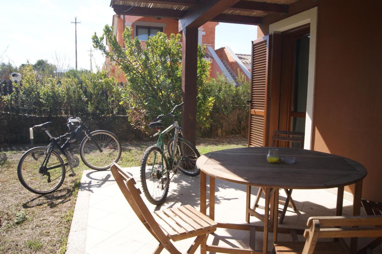 Villetta Indipendente Fronte Spiaggia Villa Budoni Exterior foto