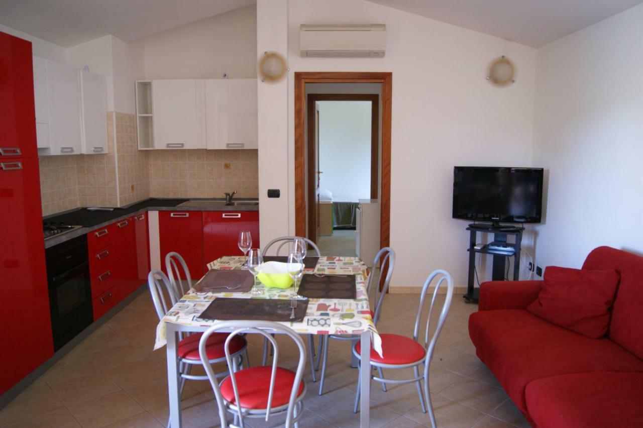 Villetta Indipendente Fronte Spiaggia Villa Budoni Exterior foto